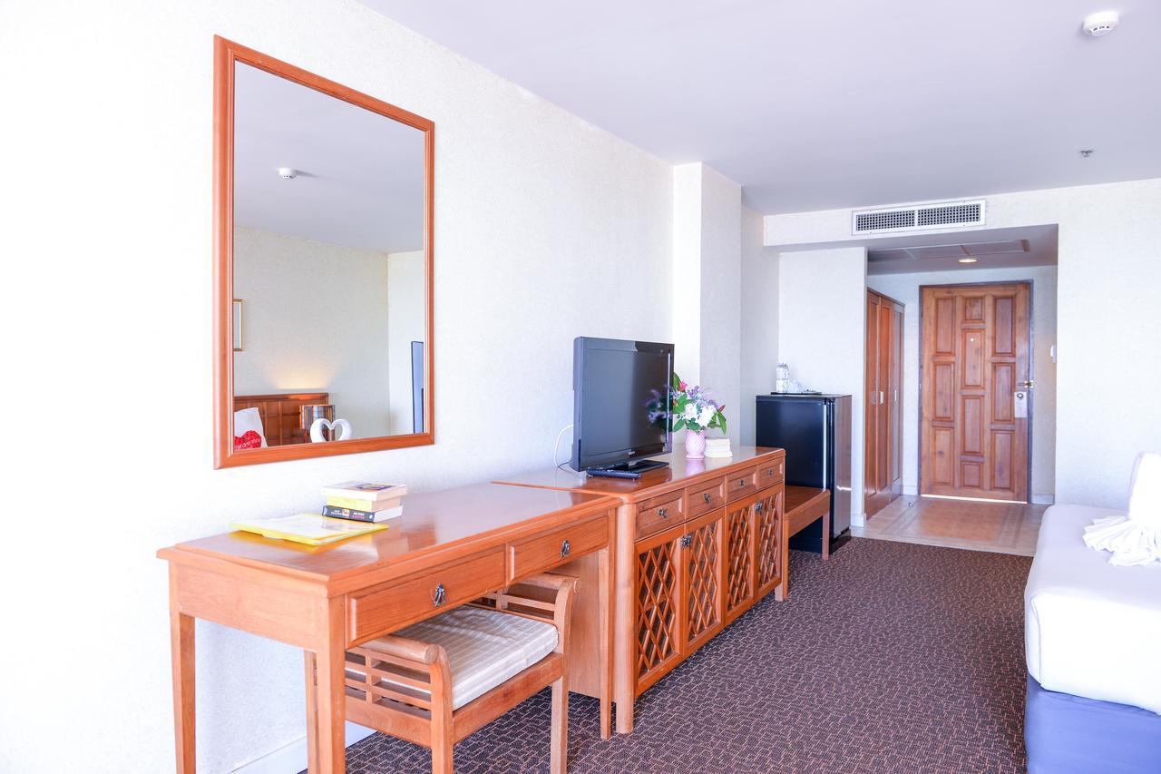 Sandy Spring Hotel Pattaya Exterior foto